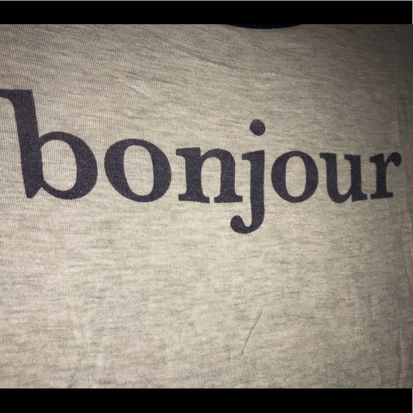 T-Shirt - Picture 2 of 3